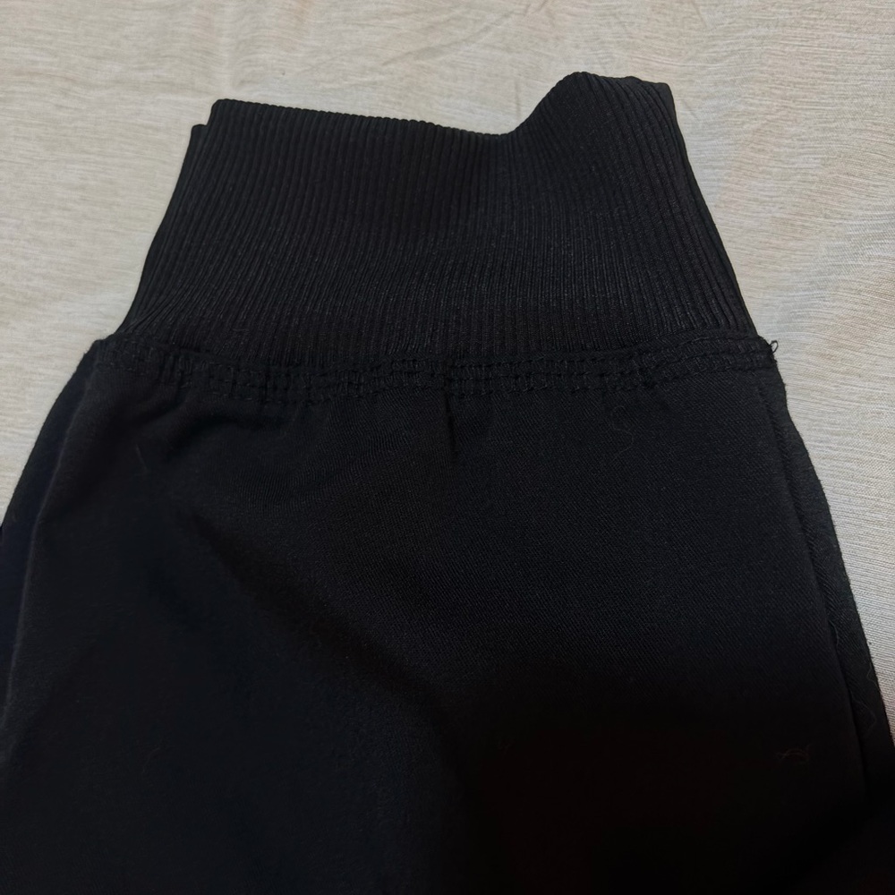 🖤 Scrub Jogger Pants - Med Couture Touch - Small Petite - Black 🖤 - Picture 2 of 4